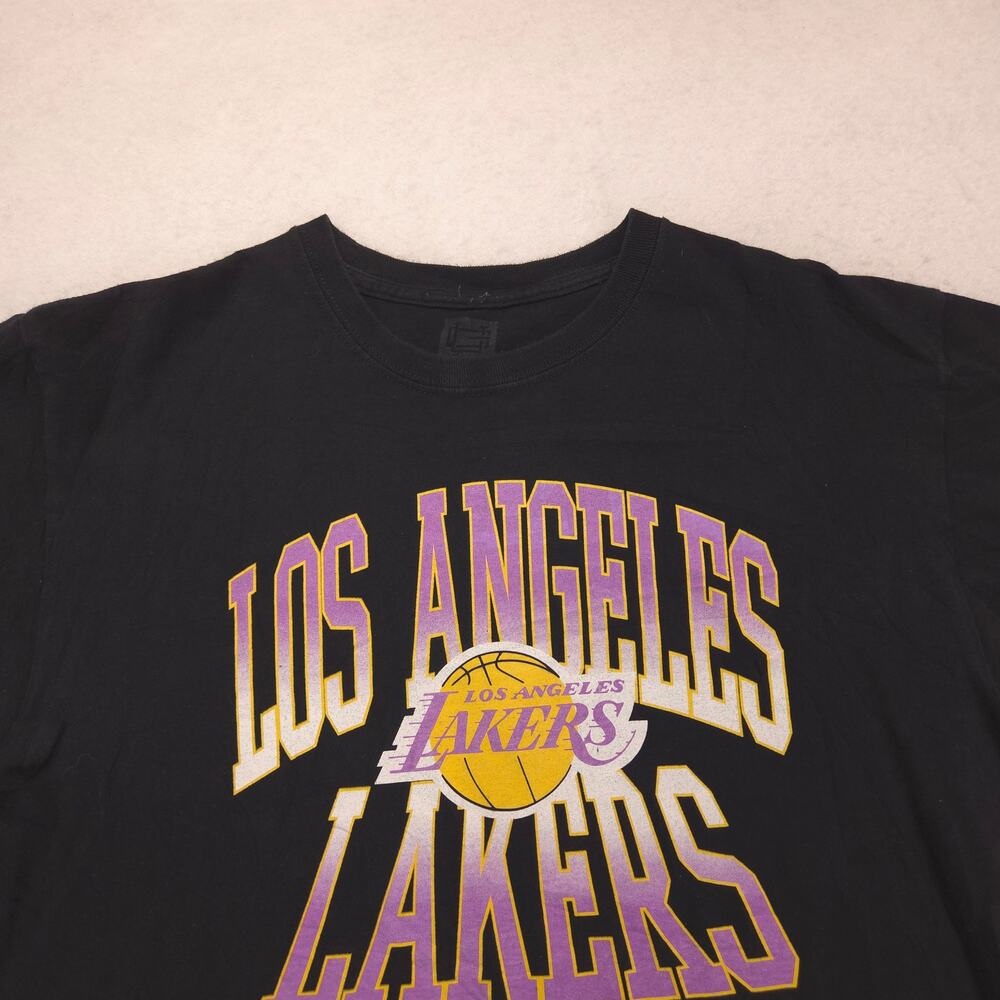 Ultra Game LA Lakers Short Sleeve Basketball Shirt Mens Size Large L Black